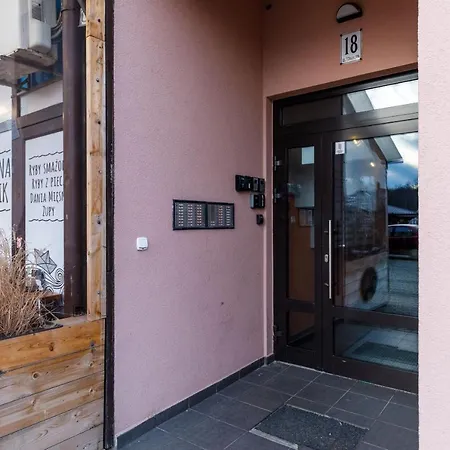 Towarowa Harbor Apartment *